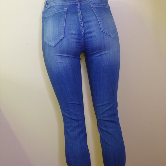 Medium Wash Jeans. Women Size 13 - Picture 5 of 6